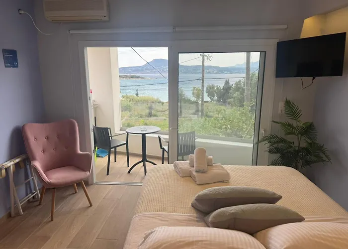 Eleftherias Suites - Near Beach Apartments