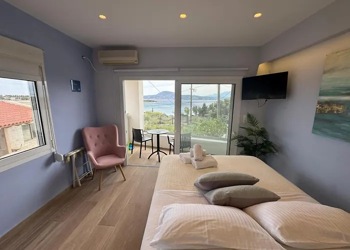 Eleftherias Suites - Near Beach Apartments
